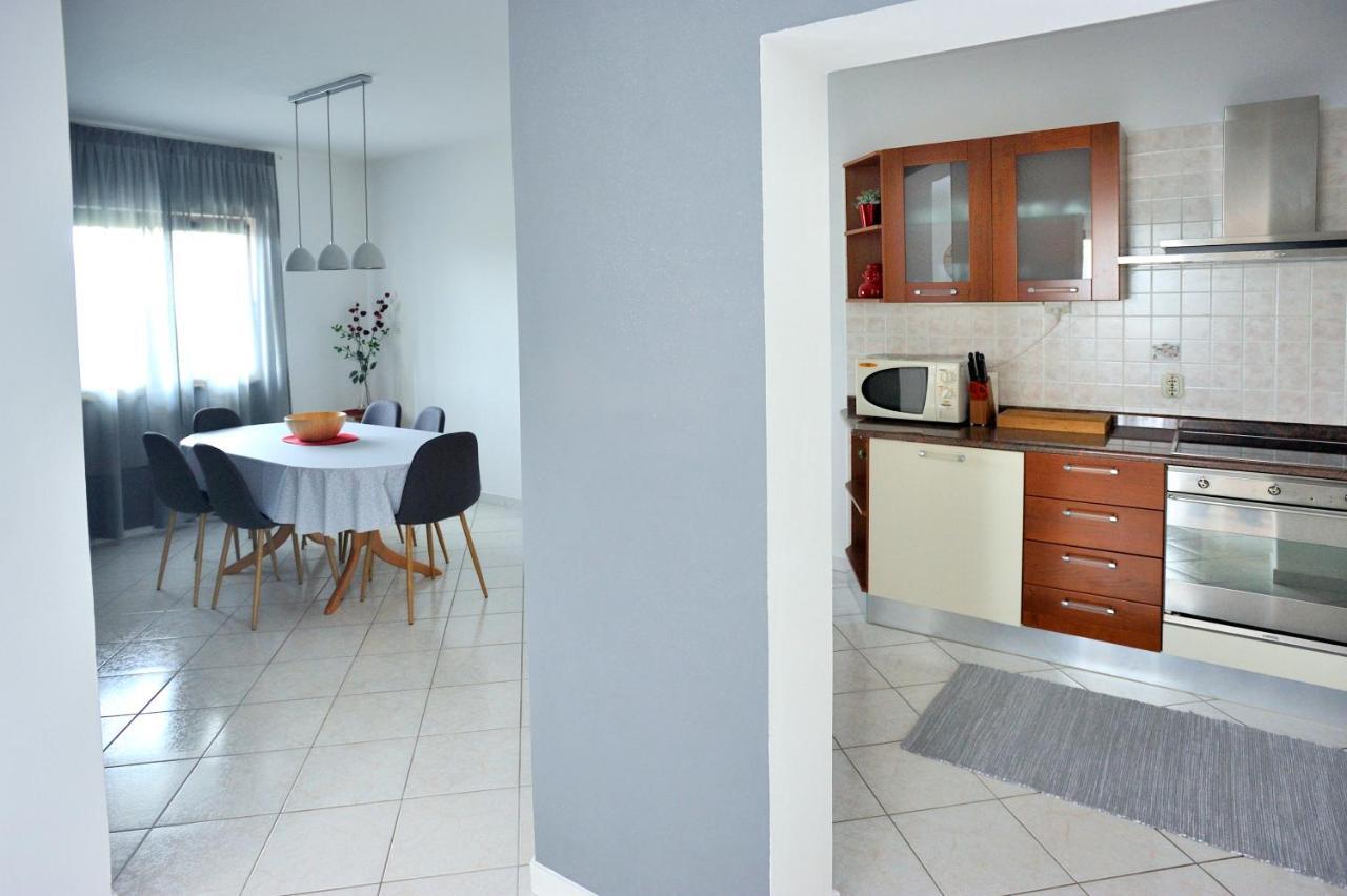 Apartment Vinja Porec - Privat Garden - Whirlpool Exterior foto
