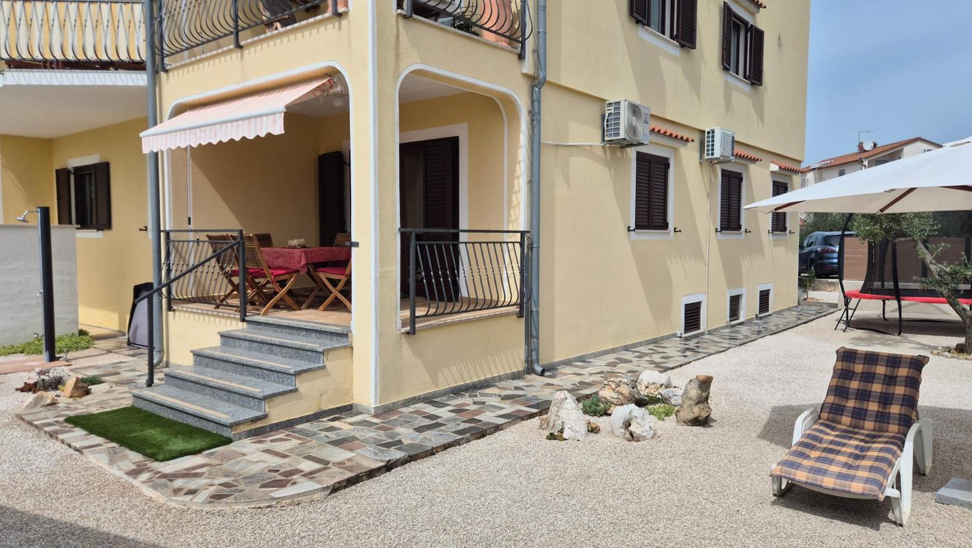 Apartment Vinja Porec - Privat Garden - Whirlpool Exterior foto